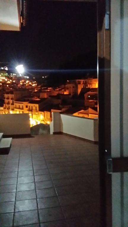 Pineta Monserrato Modica Kültér fotó