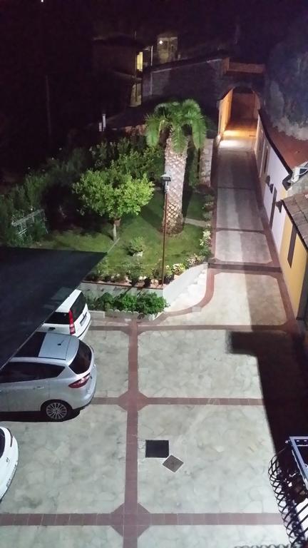 Pineta Monserrato Modica Kültér fotó